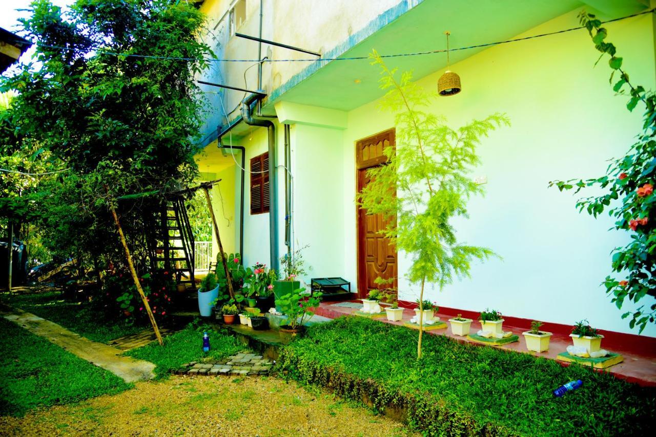 Senasuma Homestay Елла Екстер'єр фото